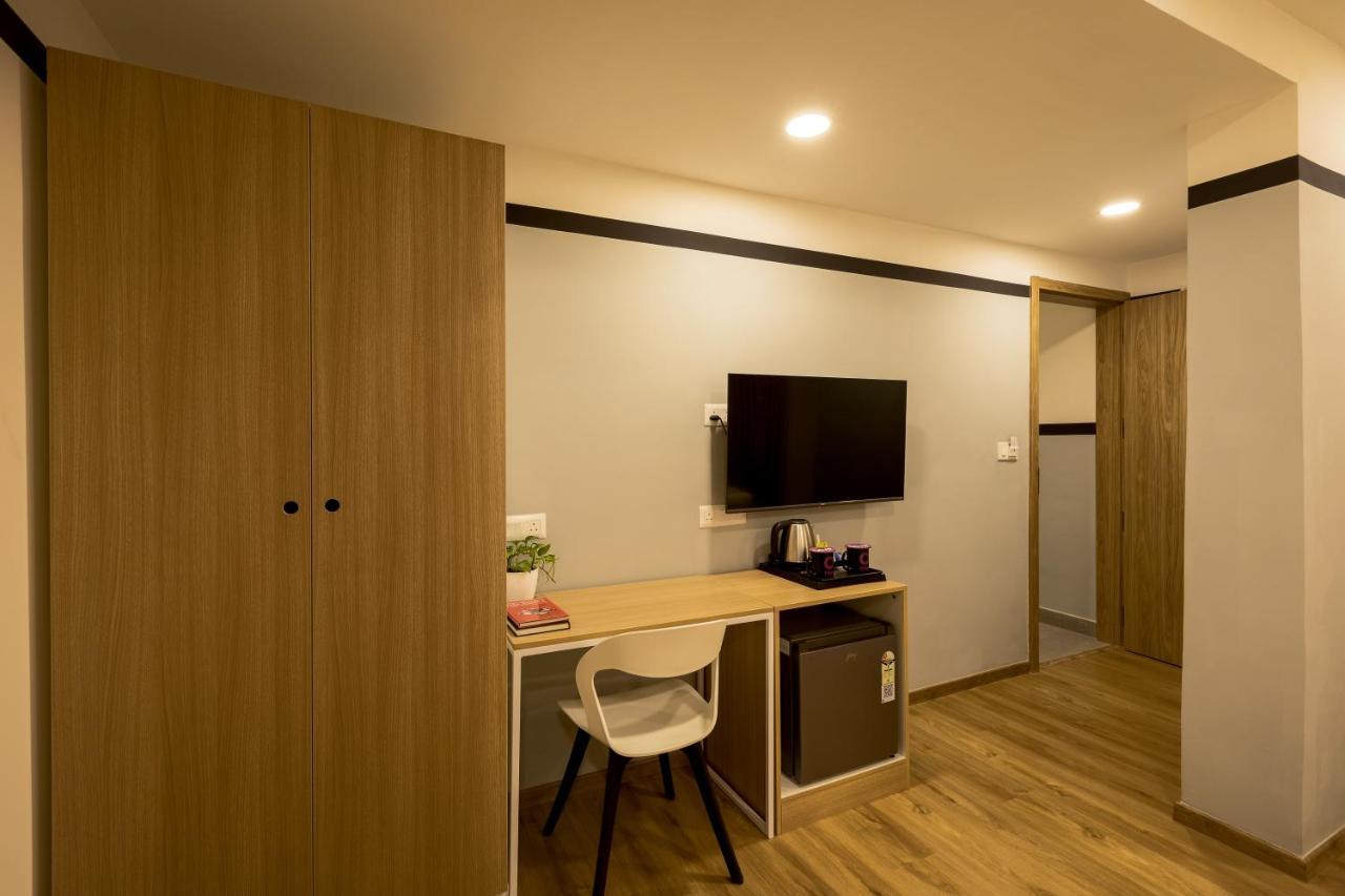 Olive Hotel Indiranagar 100Ft Road By Embassy Group Бенґалуру Екстер'єр фото