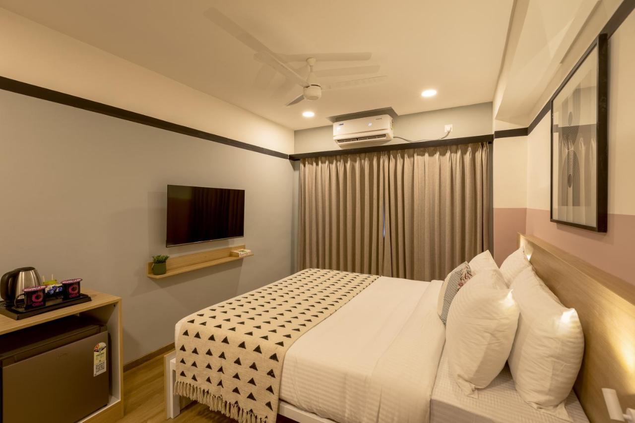 Olive Hotel Indiranagar 100Ft Road By Embassy Group Бенґалуру Екстер'єр фото