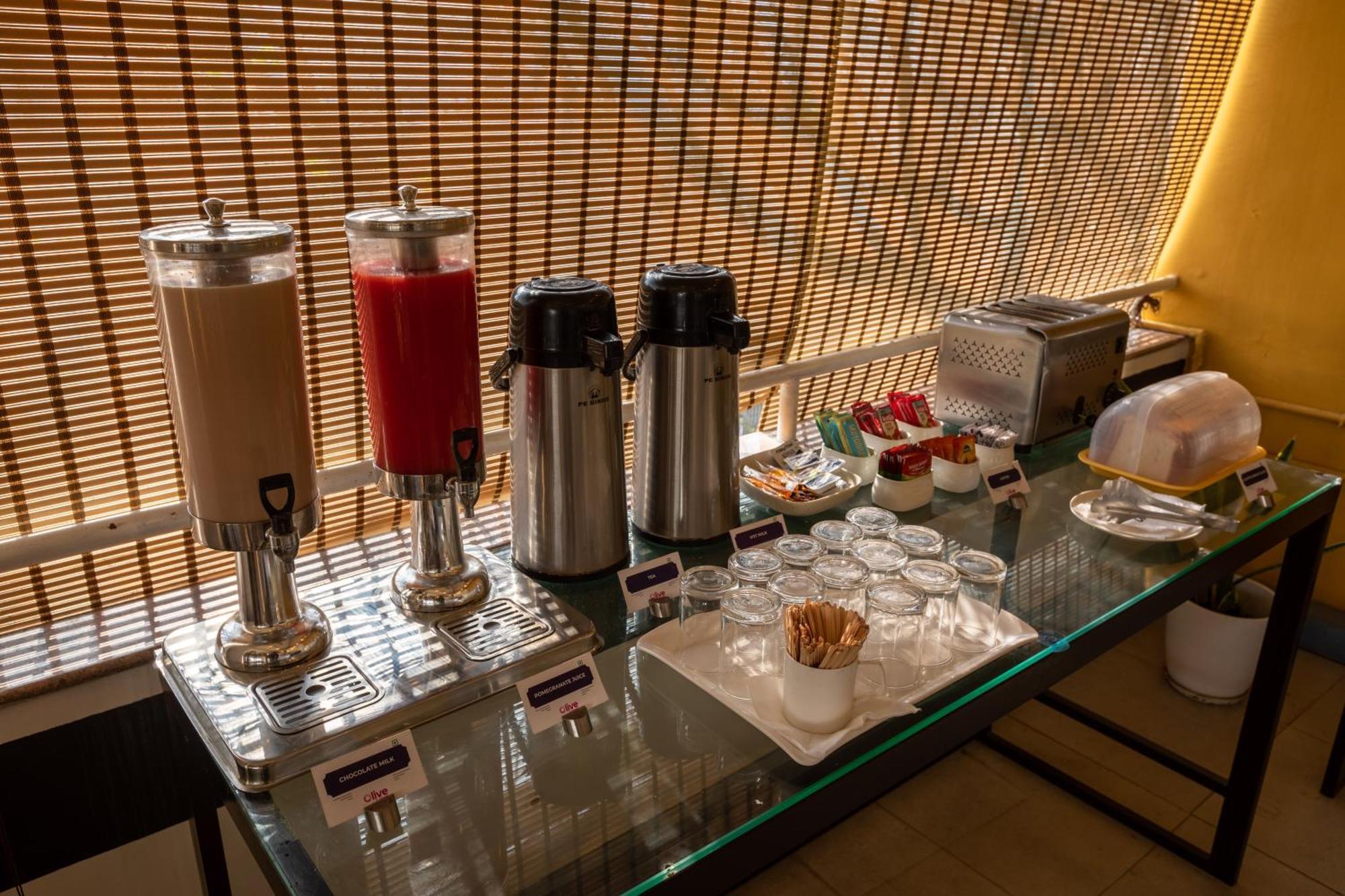Olive Hotel Indiranagar 100Ft Road By Embassy Group Бенґалуру Екстер'єр фото